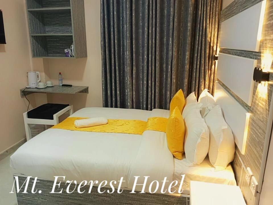 Mt. Everest Hotel Kisii Exterior photo